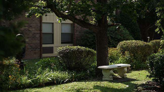 Park-Place-Senior-Living-Hendersonville-Tennessee-Landscaping
